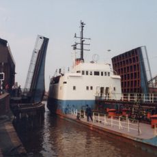 Lifting Bridge Bridgemasters Office Railings And Lamps