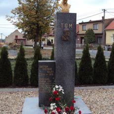 World Wars monument in Kratochvilka