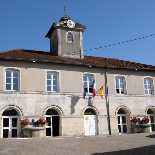 Mairie-halle de Vicherey