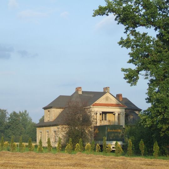 Zespół dworski, Studzińskiego 66 w Garwolinie