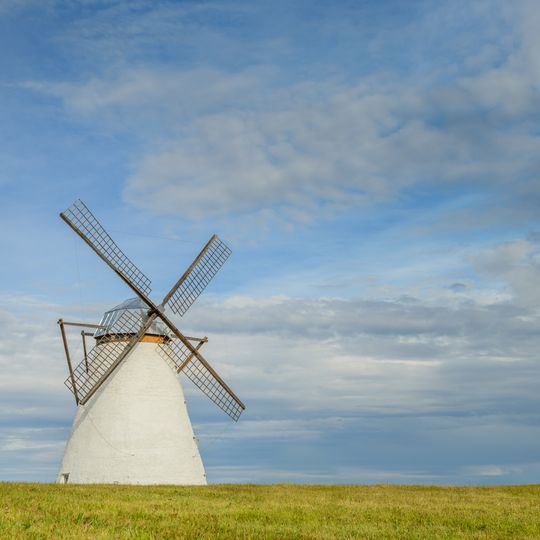 Vihula manor windmill