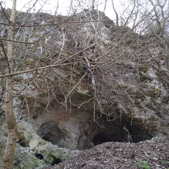 Sárkány-lyuk-völgyi Cave