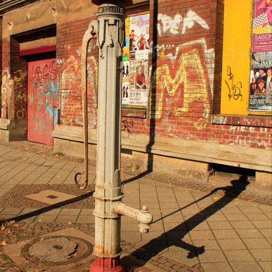 Wurzner Straße Village pump