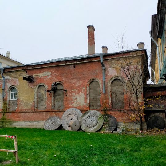 Покойницкая с церковью Покрова Пресвятой Богородицы