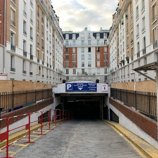 Square de la Dordogne