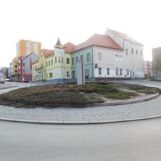 Plastika na kruhovém objezdu ve Vlašimi