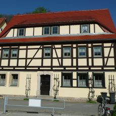 Wohnhaus in offener Bebauung Rosenstraße 6