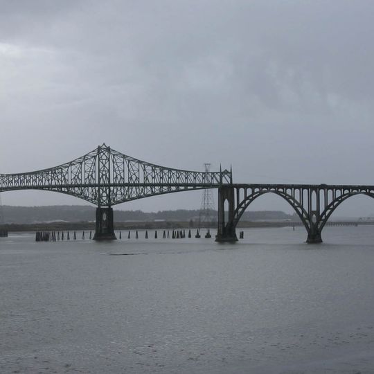Puente Memorial Conde McCullough