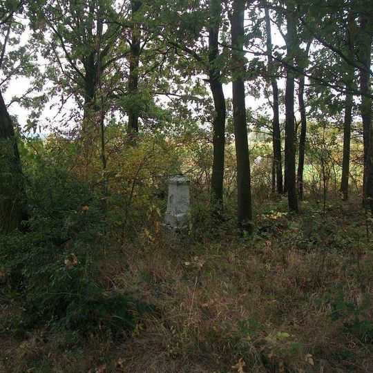 Kříž nad Letinami