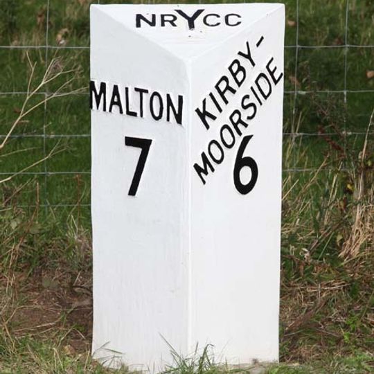 Milestone, Barugh Lane, N of Great Barugh