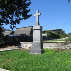 Pamětní kříž naproti restauraci U kormidla v Leskovci nad Moravicí