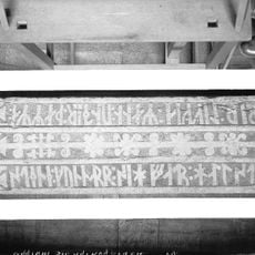 Västergötlands runinskrifter 94