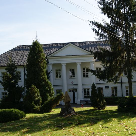 Manor in Bystrzyca