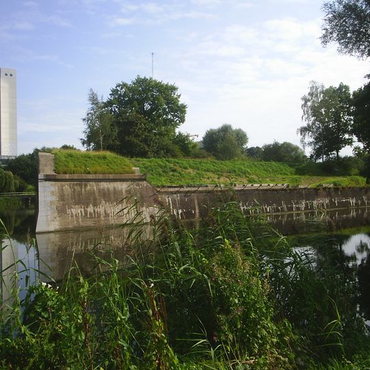Lunetten op de Houtense Vlakte