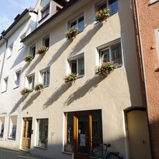 Wohn- und Geschäftshaus