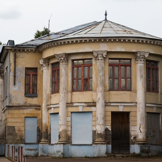 Дом купца Голубева с флигелем