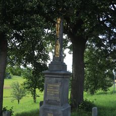 Kříž na ulici Pikharta ve Starči