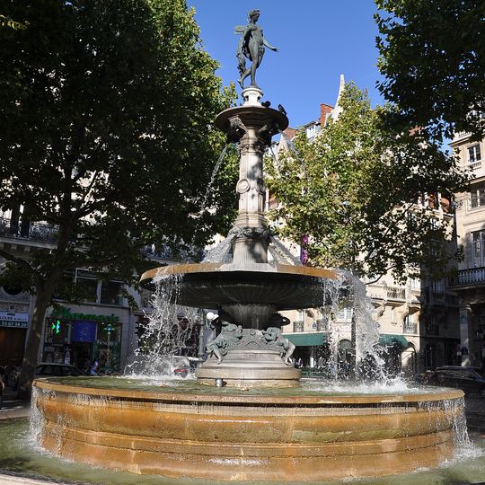 Fontaine de la Nymphe fluviale