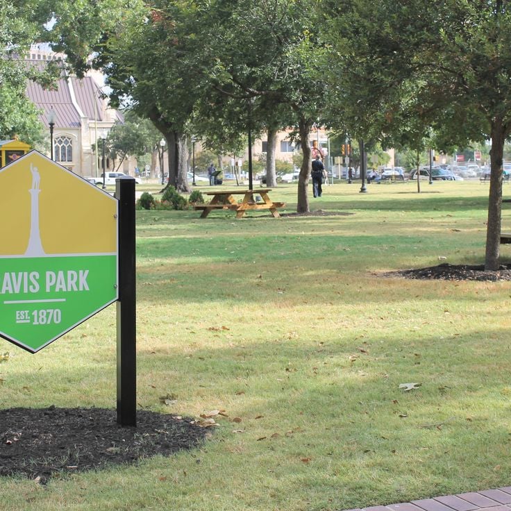 Parc Travis