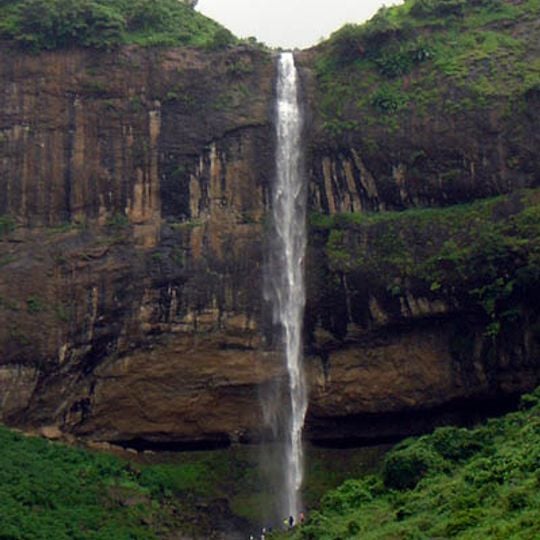 Pandavkada Falls