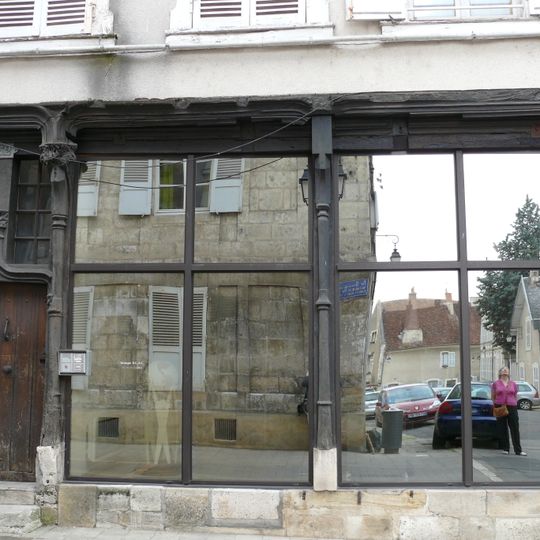 Maison, 52 rue Bourbonnoux, Bourges