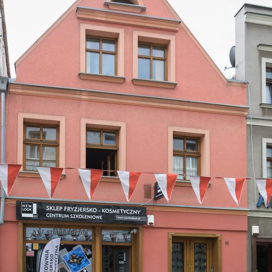 16 Ząbkowicka Street in Dzierżoniów