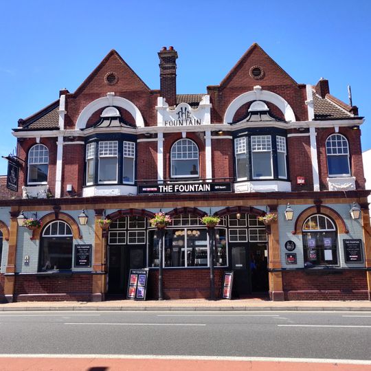 Fountain Public House And Attached Boundary Wall And Gate Piers