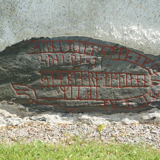 Uppland Runic Inscription 353