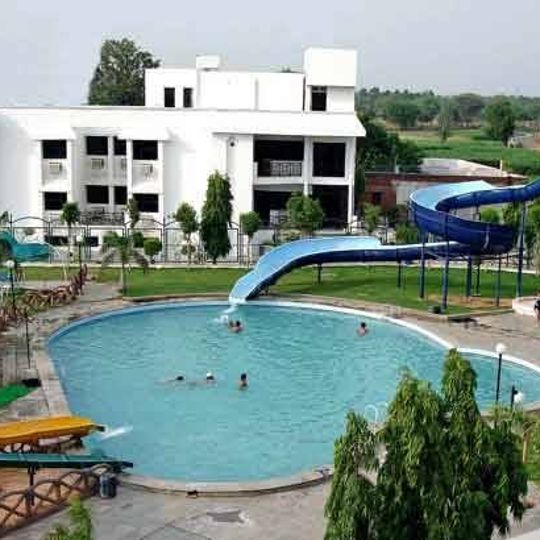 Wet N Wild Water Park