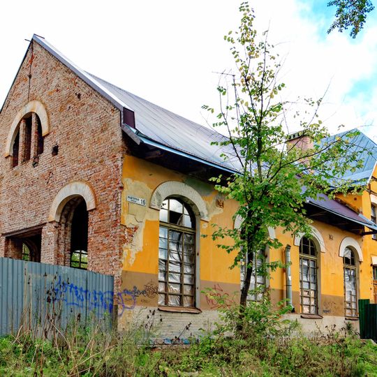 Главное здание