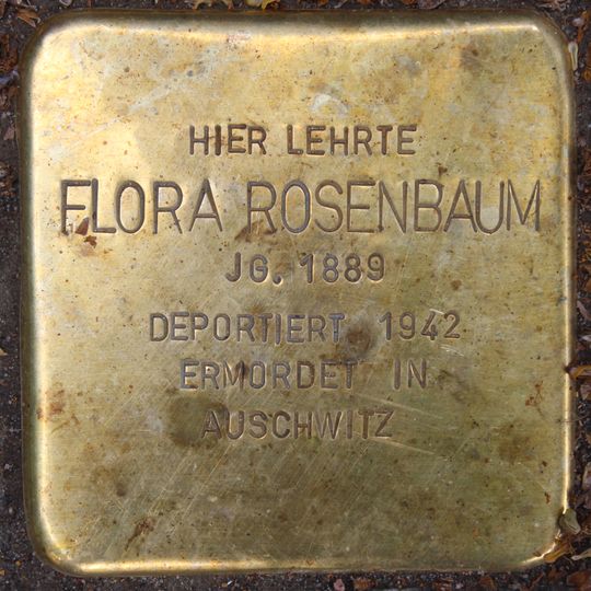 Stolperstein en memoria de Flora Rosenbaum