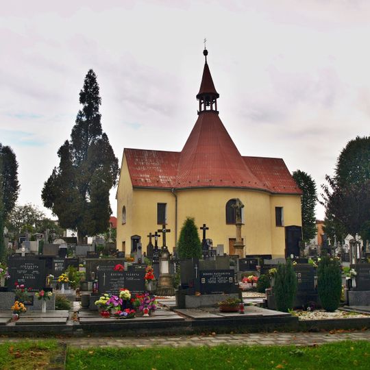 Hřbitov s kaplí sv. Anny a 14 kaplemi křížové cesty
