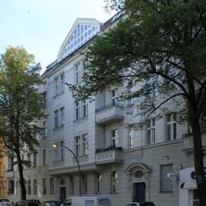 Mietshausgruppe Bernstorffstraße 6 & 8 & 8A