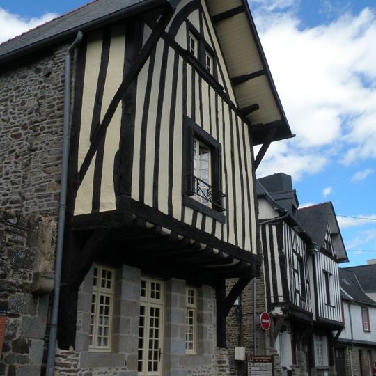 Maison, 2 rue de Lusignan