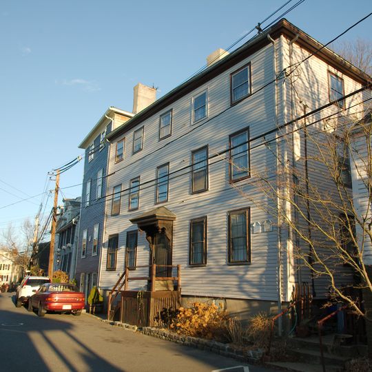 Marblehead Colonial Raised House