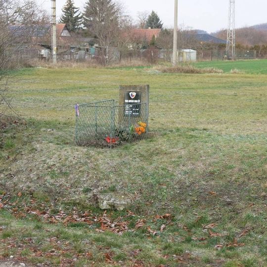 Pomník padlým v květnu 1945 v Mlčechvostech