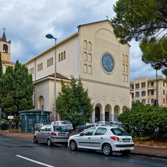 Chiesa dei Santi Pietro e Teresa del Bambin Gesù