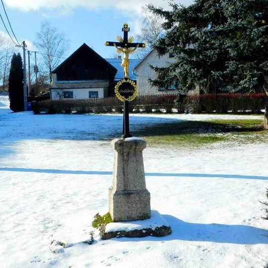Kříž v severní části Rohozné