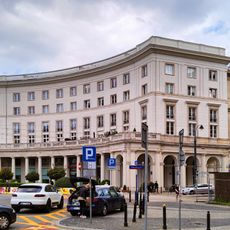 Blok przy placu Zbawiciela 2