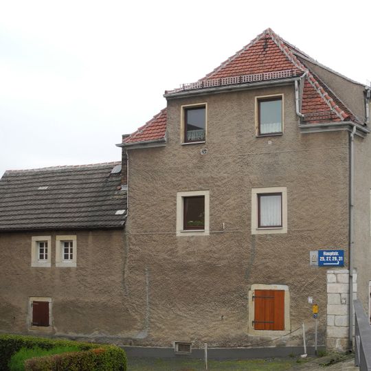 Wohnhaus, ehemalige Böttcherei, mit angebautem Auszugshaus Hauptstraße 25
