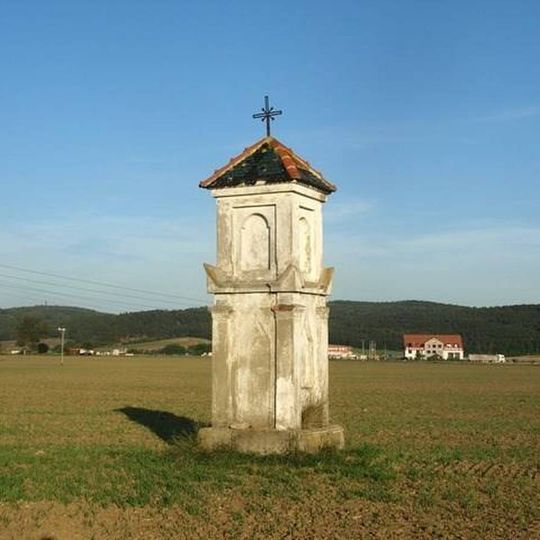 Boží muka severně od Říčan