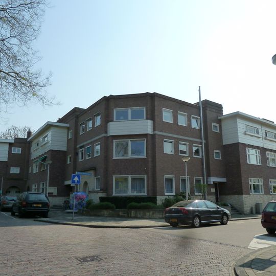 Straatwand met 12 stadswoningen bij Tempsplein