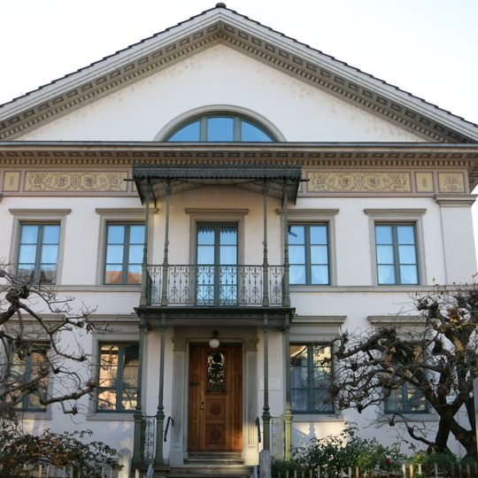 Villa Neuhof mit Gartenhaus,
