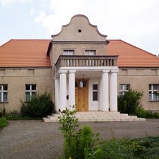 Plebania w Margoninie