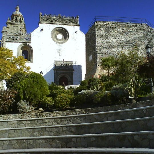 Iglesia de Santa María La Coronada