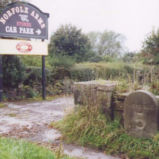 Milestone, Ringinglow, nr Norfolk Arms PH
