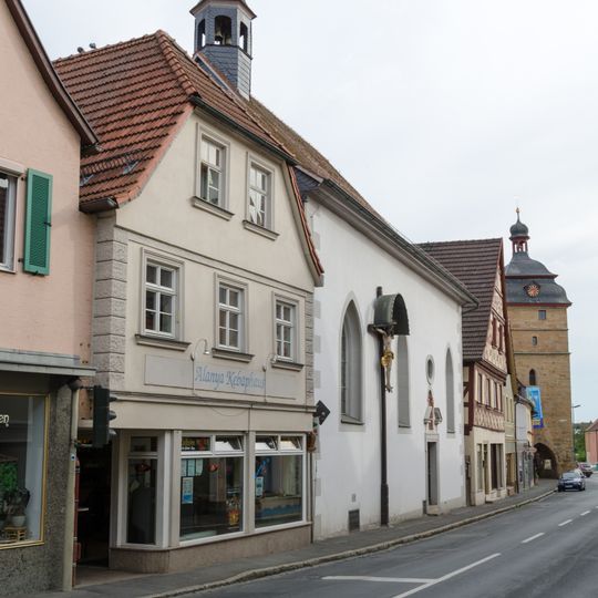 Wohn- und Geschäftshaus