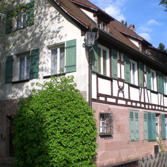 Ehemaliges Arbeiterwohnhaus und Verwaltungsgebäude