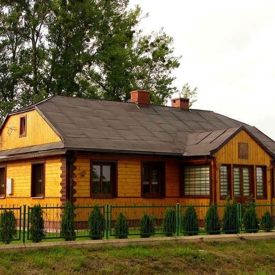 Plebania, Armii Krajowej 109 w Strzyżowie