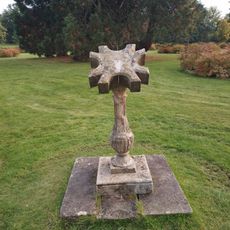 Dumfries House, Sundial